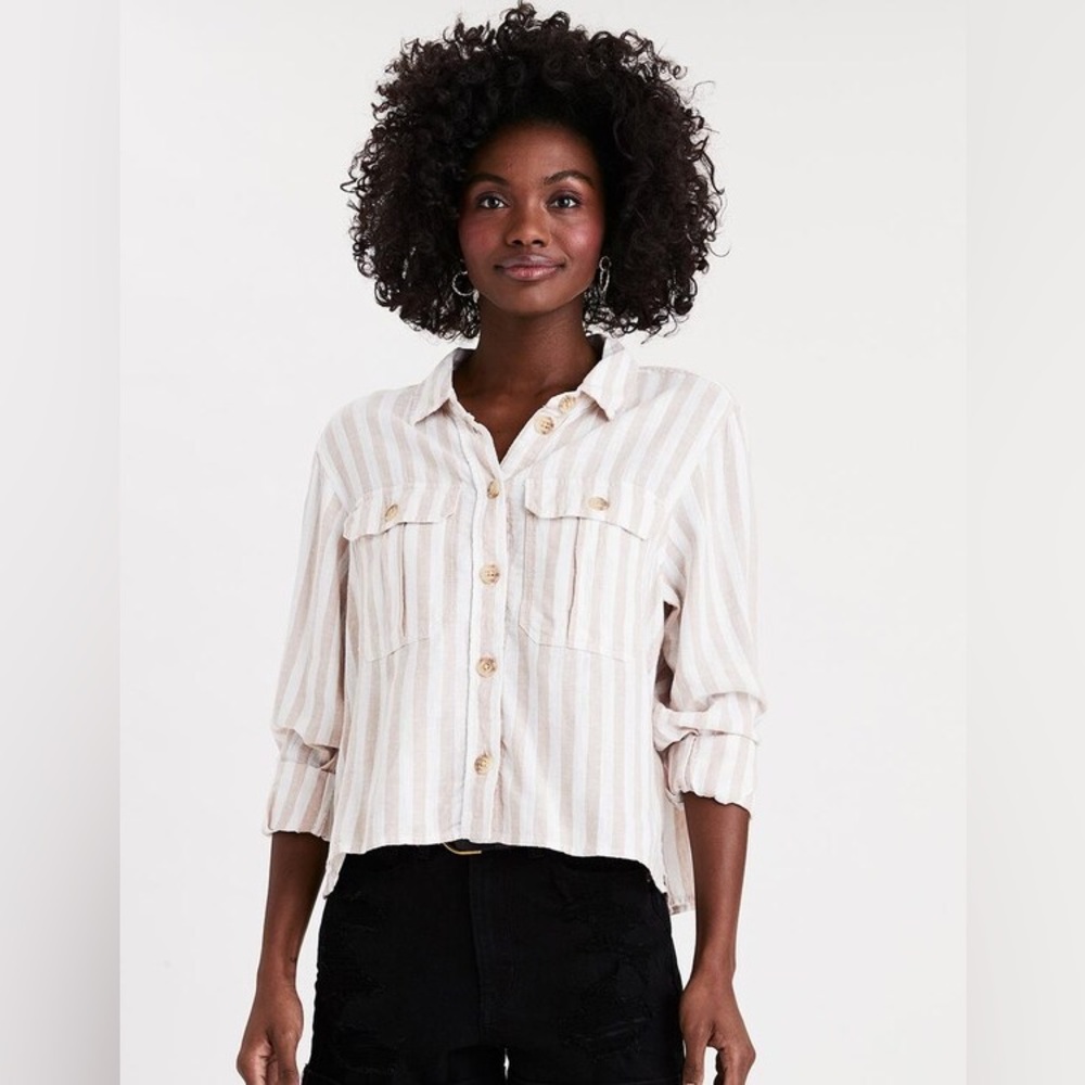 AE Striped Cropped Button Up Shirt | Gently Used